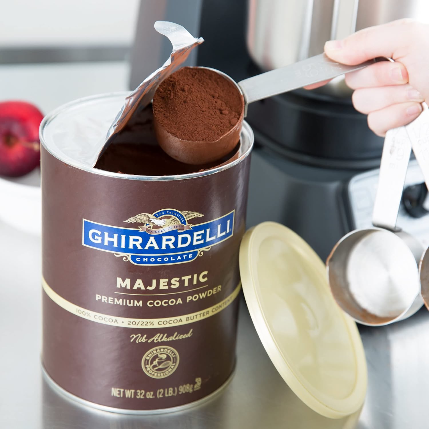 Ghirardelli Majestic Premium Cocoa Powder - 2 lb. Can-3
